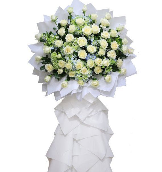 Vòng Hoa Chia Buồn Giá Rẻ - Hoa Sài Gòn